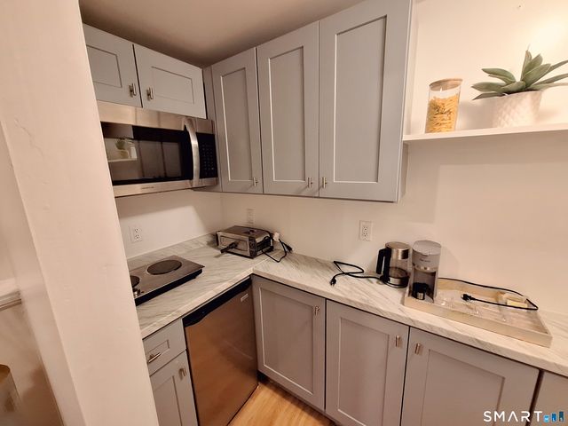 130 Celentano Drive, Naugatuck, CT 06770