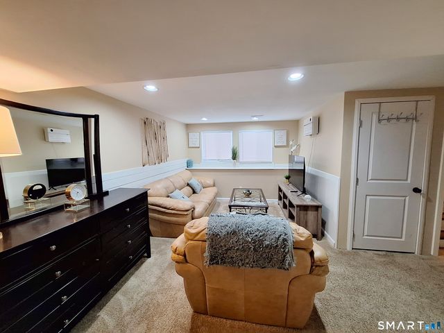 130 Celentano Drive, Naugatuck, CT 06770