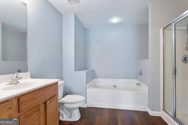 1126 Treymont Lane, Lawrenceville, GA 30045