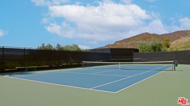 1588 Chastain, Pacific Palisades (los Angeles), CA 90272