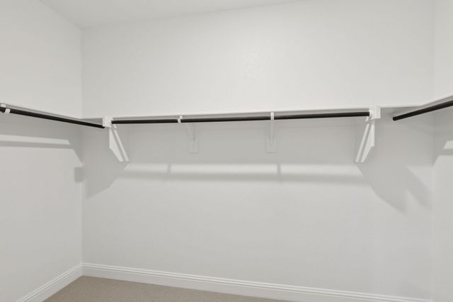 6625 Valley Lake Lane, Fort Worth, TX 76036