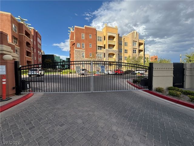 56 East Serene Avenue 216, Las Vegas, NV 89123