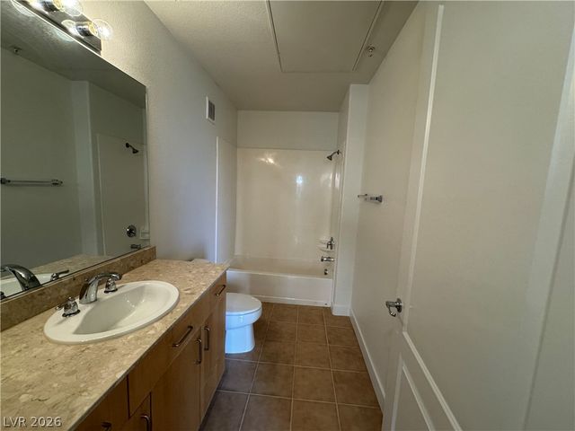 56 East Serene Avenue 216, Las Vegas, NV 89123