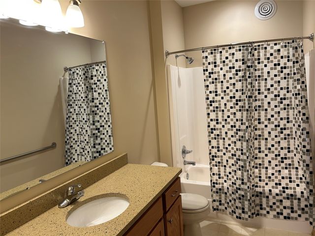 1380 SE Florence Drive 48U, Waukee, IA 50263