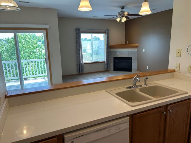 1380 SE Florence Drive 48U, Waukee, IA 50263