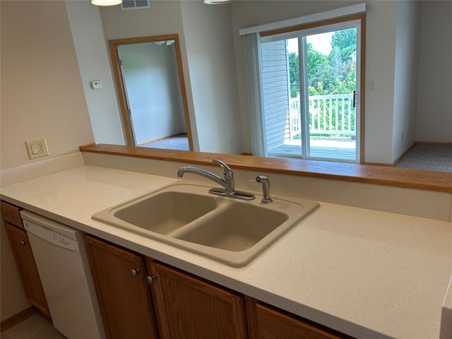 1380 SE Florence Drive 48U, Waukee, IA 50263