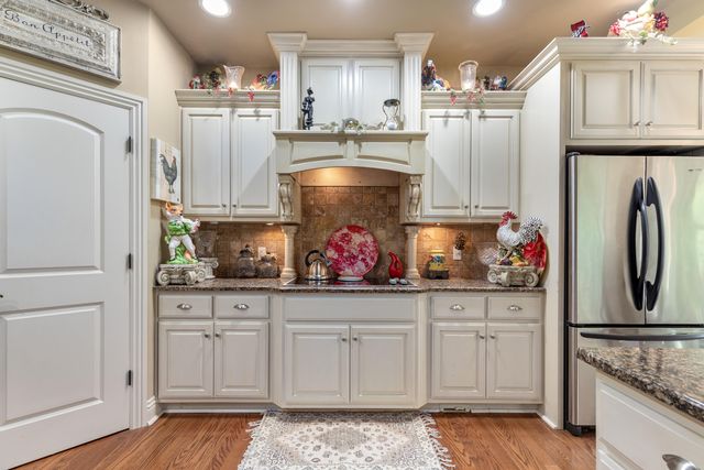 3452 Scenic Drive, Grove, OK 74344