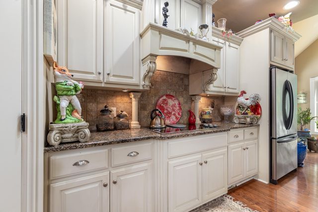 3452 Scenic Drive, Grove, OK 74344