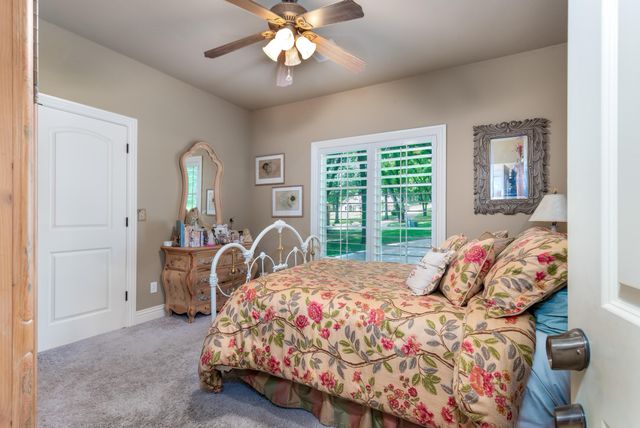 3452 Scenic Drive, Grove, OK 74344