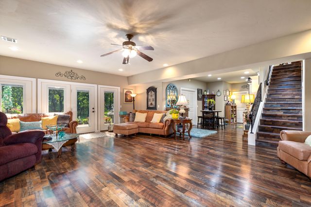 3452 Scenic Drive, Grove, OK 74344