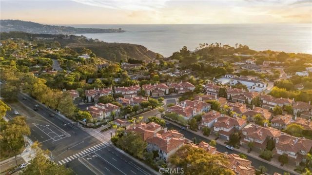 9703 Keeneland, La Jolla, CA 92037