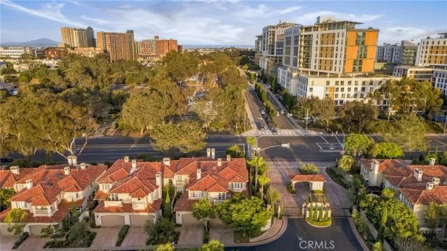 9703 Keeneland, La Jolla, CA 92037