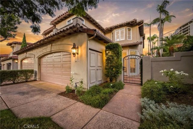 9703 Keeneland, La Jolla, CA 92037