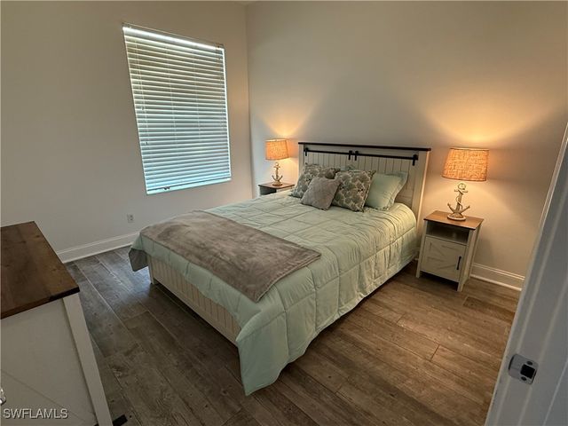 7549 Garibaldi CT, Naples, FL 34114