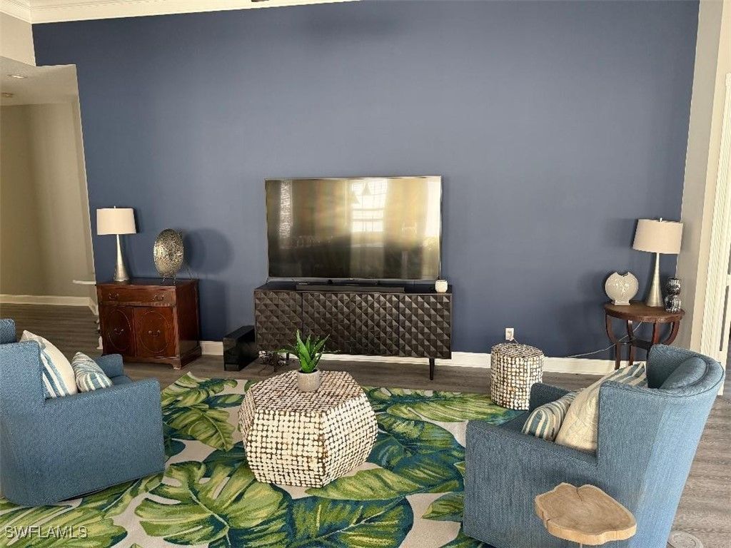 7549 Garibaldi CT, Naples, FL 34114