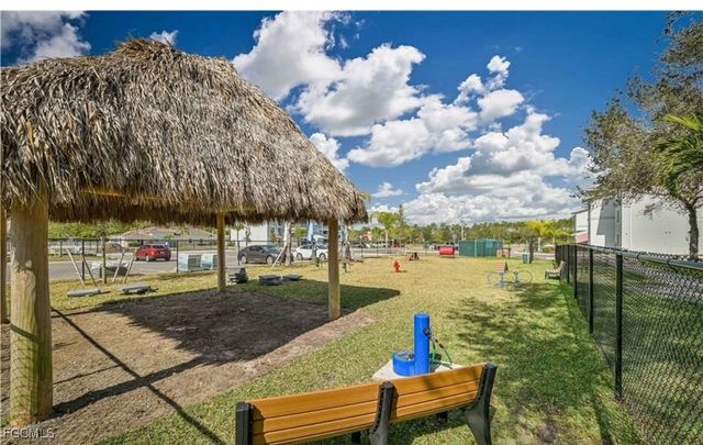 3948 Pomodoro CIR 304, Cape Coral, FL 33909