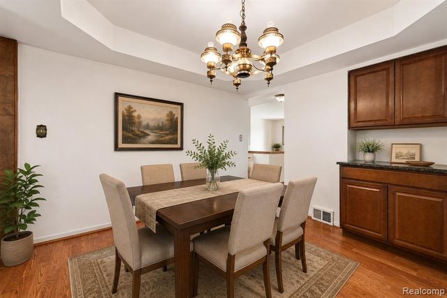 11165 Hanna Drive, Sterling Heights, MI 48312