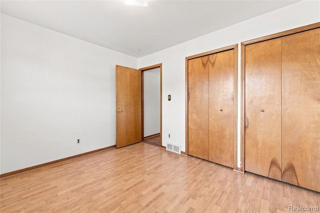 11165 Hanna Drive, Sterling Heights, MI 48312