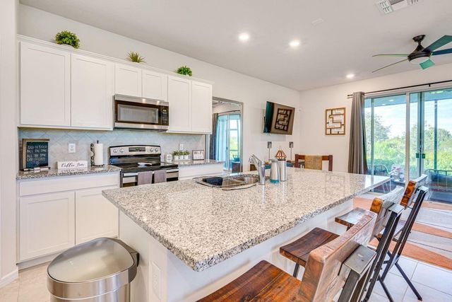 5443 ELMVIEW CROSSING, Wesley Chapel, FL 33545