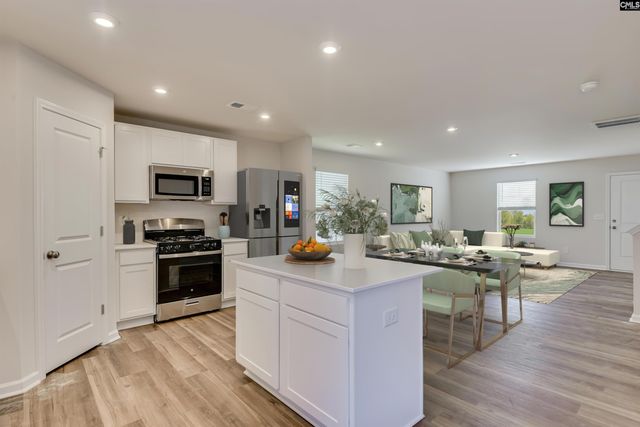 164 Kingfield Drive, Hopkins, SC 29061