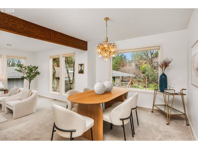 795 Nw 87TH Ter, Portland, OR 97229