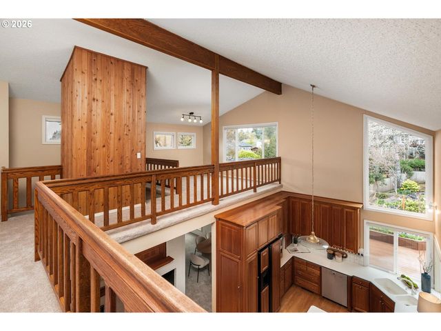795 Nw 87TH Ter, Portland, OR 97229