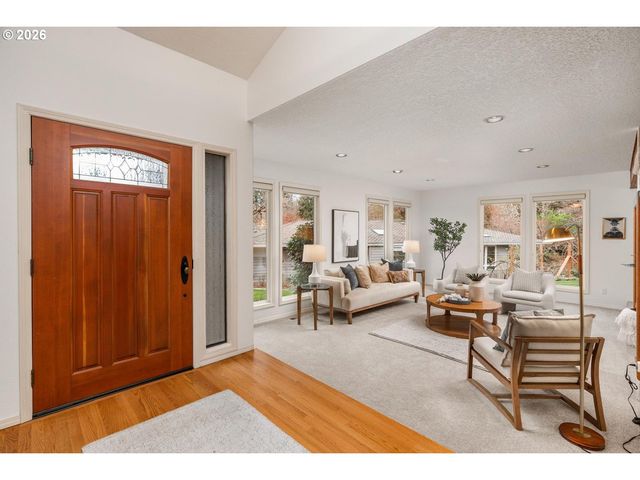 795 Nw 87TH Ter, Portland, OR 97229