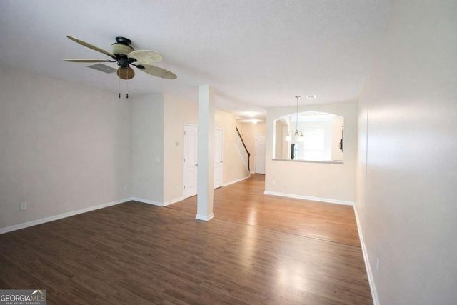 1402 Bayrose Circle 2B, East Point, GA 30344