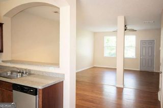 1402 Bayrose Circle 2B, East Point, GA 30344