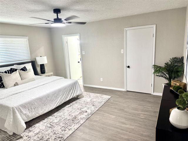 1211 Shorewood Drive, Seabrook, TX 77586