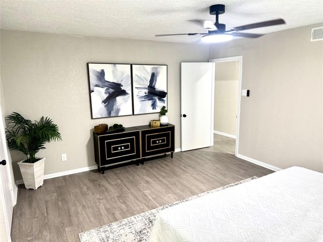 1211 Shorewood Drive, Seabrook, TX 77586