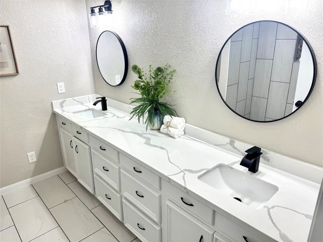 1211 Shorewood Drive, Seabrook, TX 77586