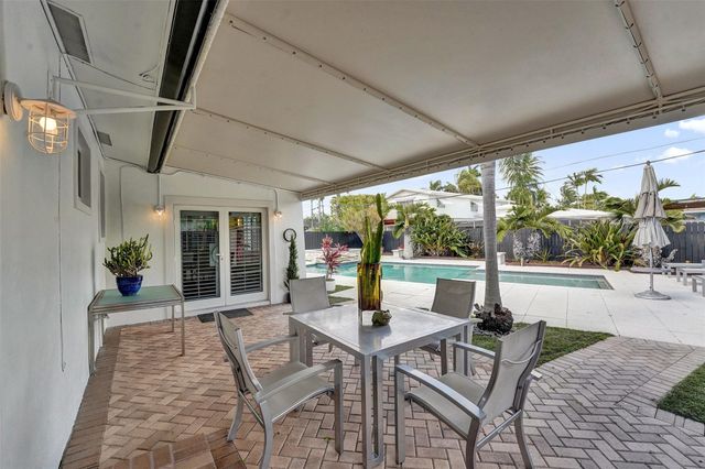 1701 NE 40th Street, Oakland Park, FL 33334