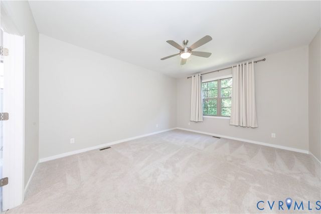 5365 Villa Green Ct, Providence Forge, VA 23140