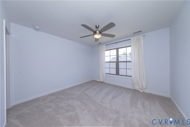 5365 Villa Green Ct, Providence Forge, VA 23140