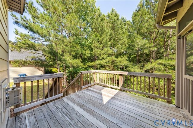 5365 Villa Green Ct, Providence Forge, VA 23140
