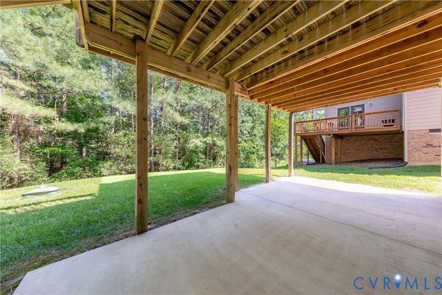 5365 Villa Green Ct, Providence Forge, VA 23140