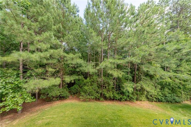 5365 Villa Green Ct, Providence Forge, VA 23140