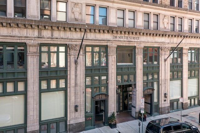 210 South Street 4-4, Boston, MA 02111