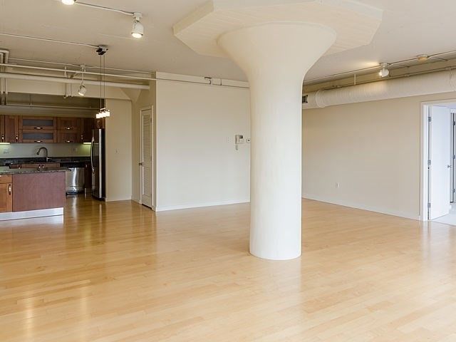 210 South Street 4-4, Boston, MA 02111