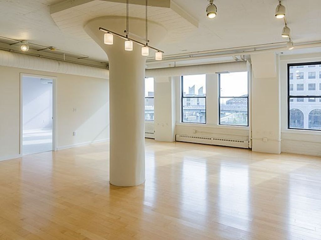 210 South Street 4-4, Boston, MA 02111