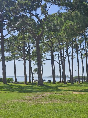 2700 BAYSHORE BOULEVARD 2B, Dunedin, FL 34698