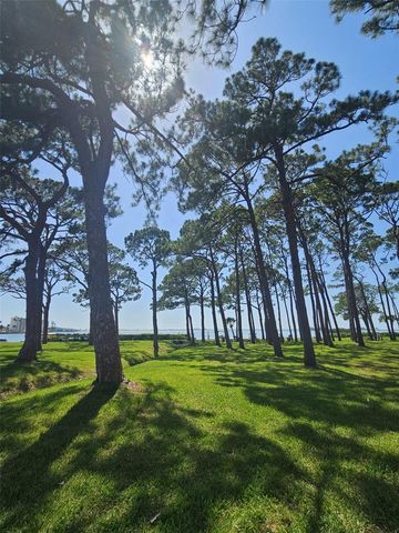 2700 BAYSHORE BOULEVARD 2B, Dunedin, FL 34698