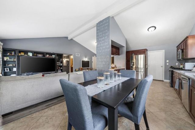 1104 Hoover St, Escondido, CA 92027