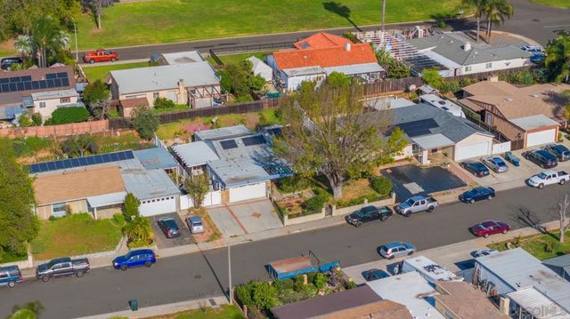 1104 Hoover St, Escondido, CA 92027