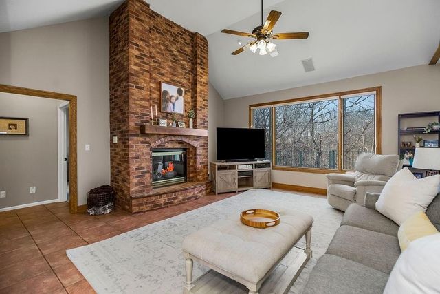 4852 Black Swan Drive, Shawnee, KS 66216