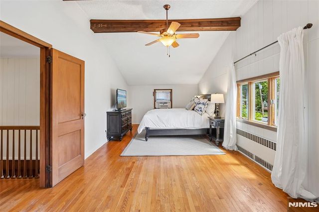 29 Fairlawn Street, Ho-ho-kus, NJ 07423