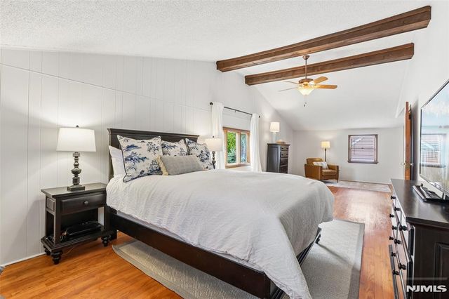 29 Fairlawn Street, Ho-ho-kus, NJ 07423