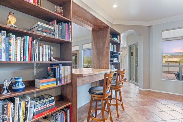 11770 N Copper Ridge Place, Tucson, AZ 85737