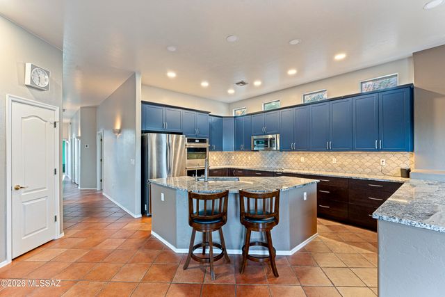 11770 N Copper Ridge Place, Tucson, AZ 85737